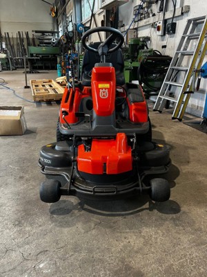 Husqvarna R200 IX Akku-Aufsitzrasenmäher