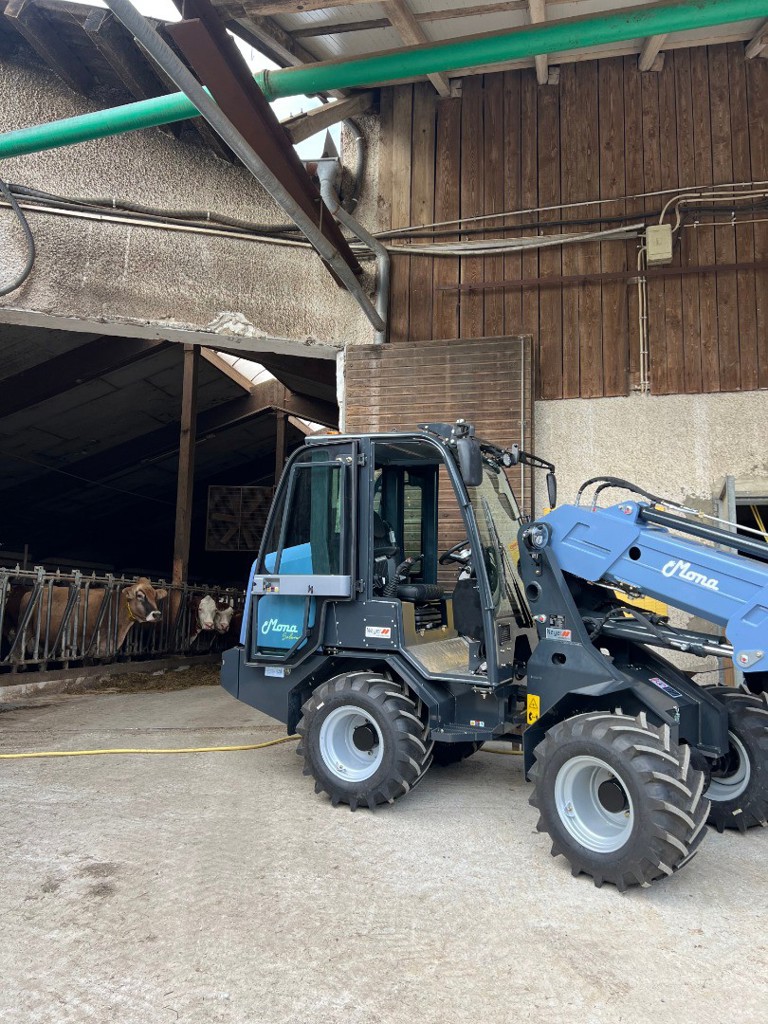 Hoflader MONA SOLARA Elektro, Teleskop