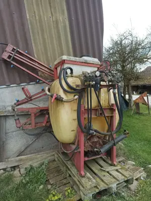 Pulvérisateur Hardy, 12 mètres 600 litres