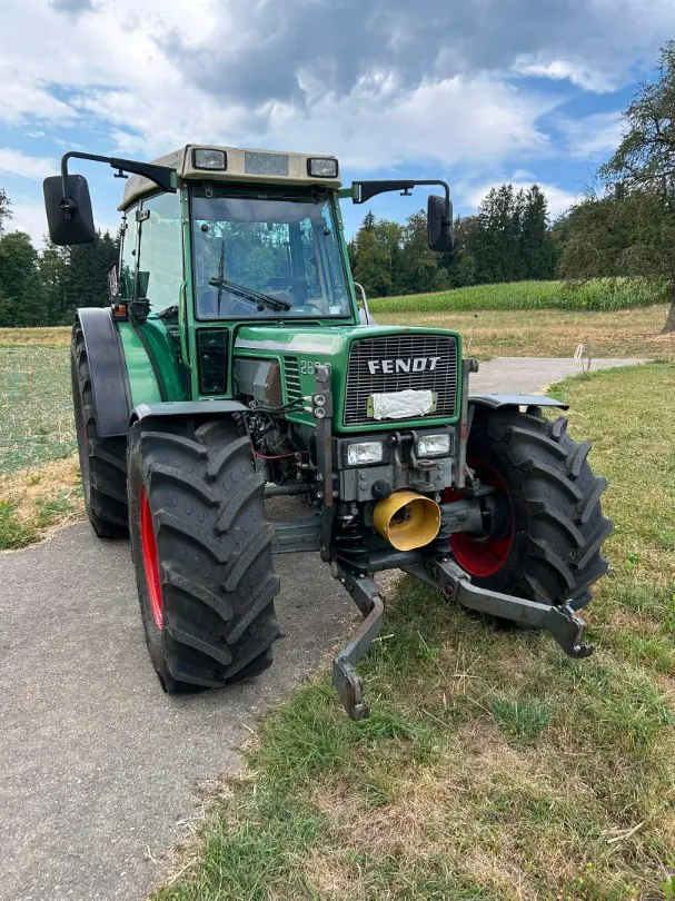 ca4d13ed-534d-4a07-beba-8c6145ab0408-Fendt 280 S_3.jpg