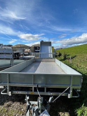 Action remorque semi basculante Ifor Williams