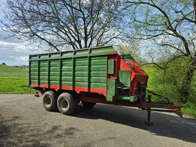 Dosierwagen / Häckselwagen