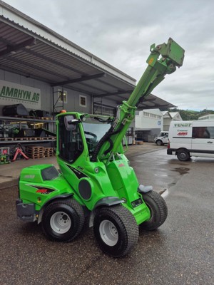 Avant 650i  GT Multifunktions Lader  44PS