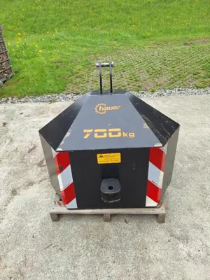 Hauer Front / Heckgewicht 700 kg