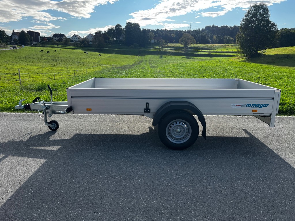 c11774ba-2bda-49cc-88d1-2fd006707cdc-35534 WM Meyer AG Anhänger Auto B 1330-151 Alu (1).jpg