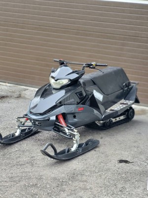 Schneetöff, Motorschlitten elektrisch