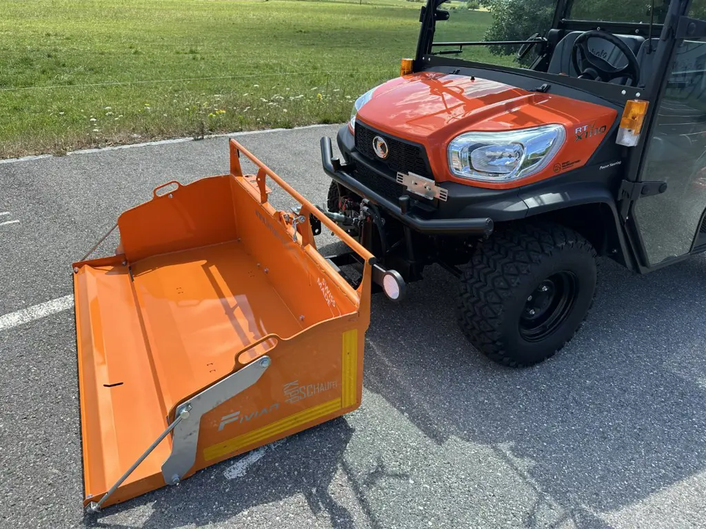 e8008b68-0782-4d6c-8abb-031774d2eed0-Kubota RTV-X1110 House and Garden Services 068.jpg