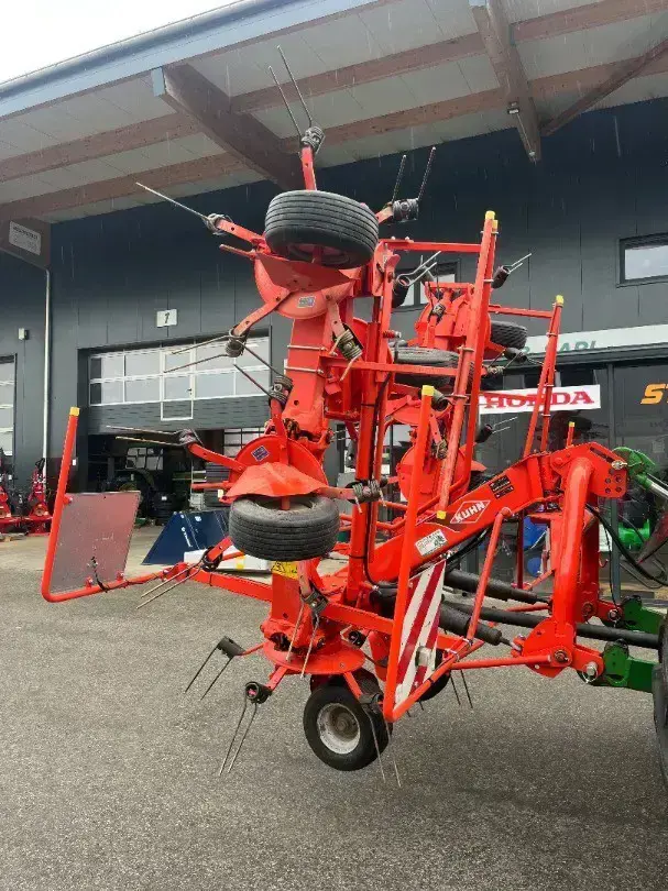 Pirouette Kuhn GF 7902