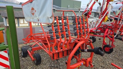 Kreiselschwader Kuhn GA 4121 GM