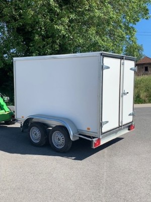 Action Fourgon BW Trailers 1 essieu 750 kg