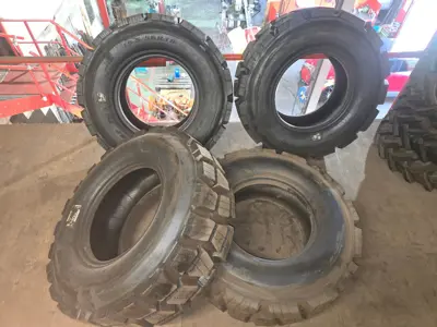 DUNLAP - REFORM 15.5 / 55 R x 18 / 14 Ply / Waben Aufgummiert / 4 Stk. Occ.