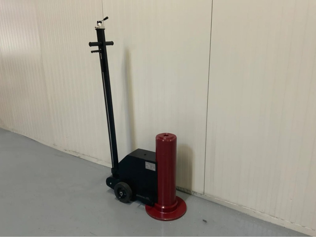 e12afaec-bac6-46cc-9637-1ae167922ee6-8 conv.jpg