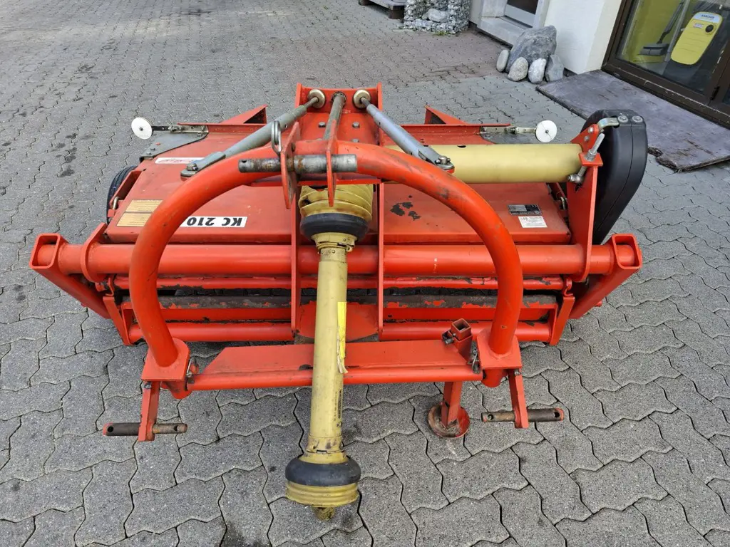 1a8185ce-08e9-4973-bf48-beb8e648f14d-IMG-20260513-WA0002.jpg