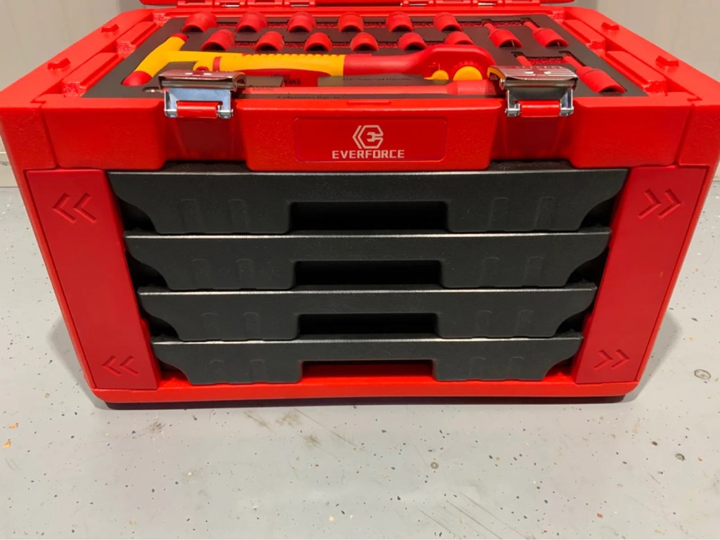 eb79d144-9414-4601-b715-ee89a8f32507-12 conv.jpg