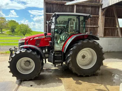 MF 5711 / Robert Aebi Landtechnik AG