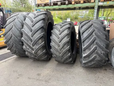 Bereifung 710/60 R 42 und 600/60 R 30