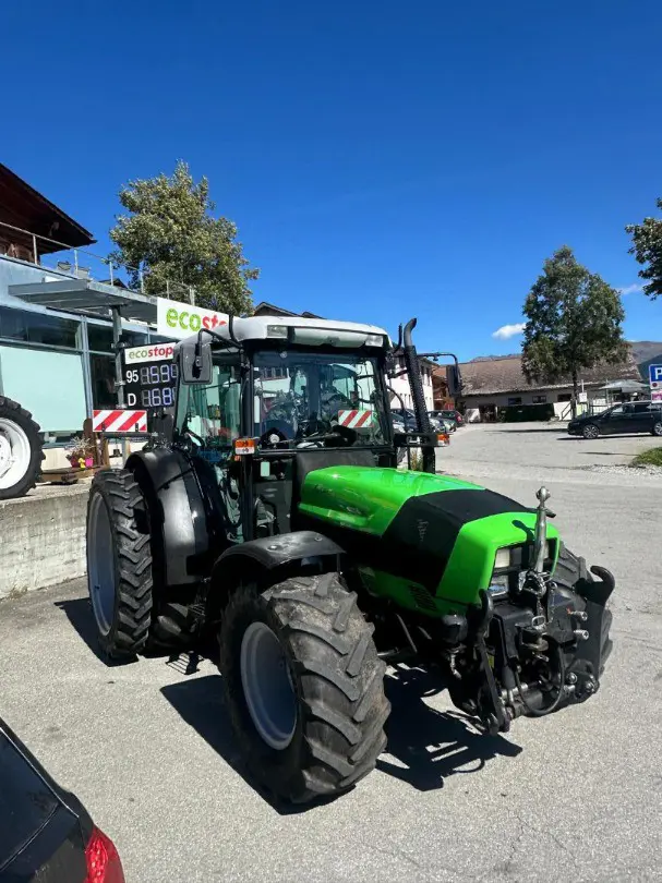 d7bc50c7-81d3-457d-ba0b-7a676f143dad-Deutz Tarktor 2.jpg