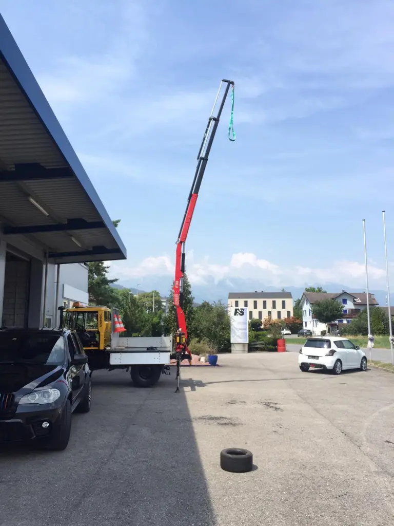 eacc6605-7a9d-4b8a-a59f-847307e44633-fassi8.jpg