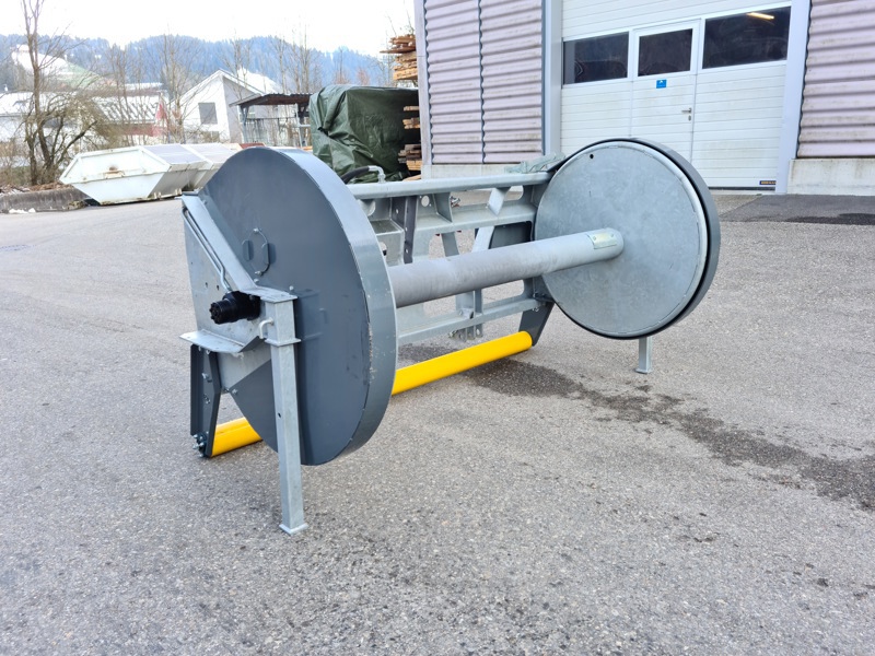 1453eda3-faf8-47b1-b8e9-4809c1b5b56b-Schlauchhaspel H 1000 a.jpg