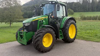 John Deere 6090 M mit 400 h