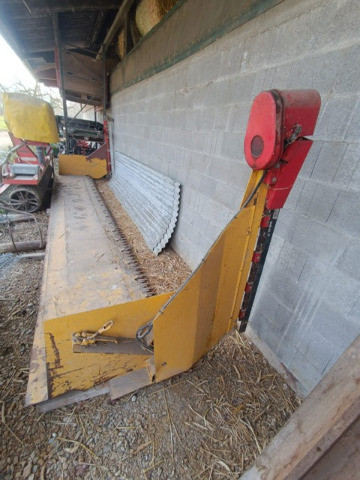 f77966d3-511d-4f0c-9080-aac3cf79e637-Rapstisch 4.jpg