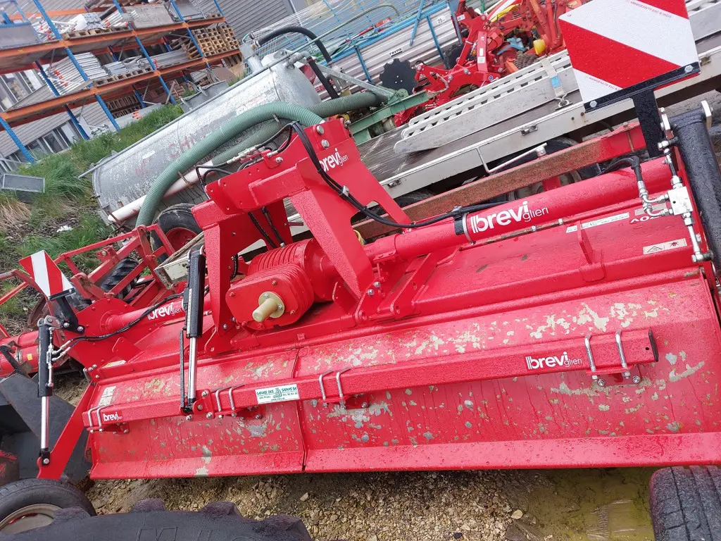 cc3cf9fb-0493-4b5d-9c7c-63b7f734d545-Breviglieri Wiedmer (1).jpg