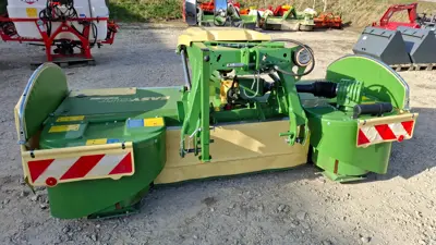 Faucheuse à disques frontale Krone