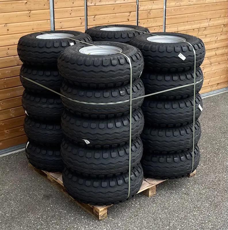 Komplett-Räder 10.0/75-15.3 AW 702 BKT 10 Ply