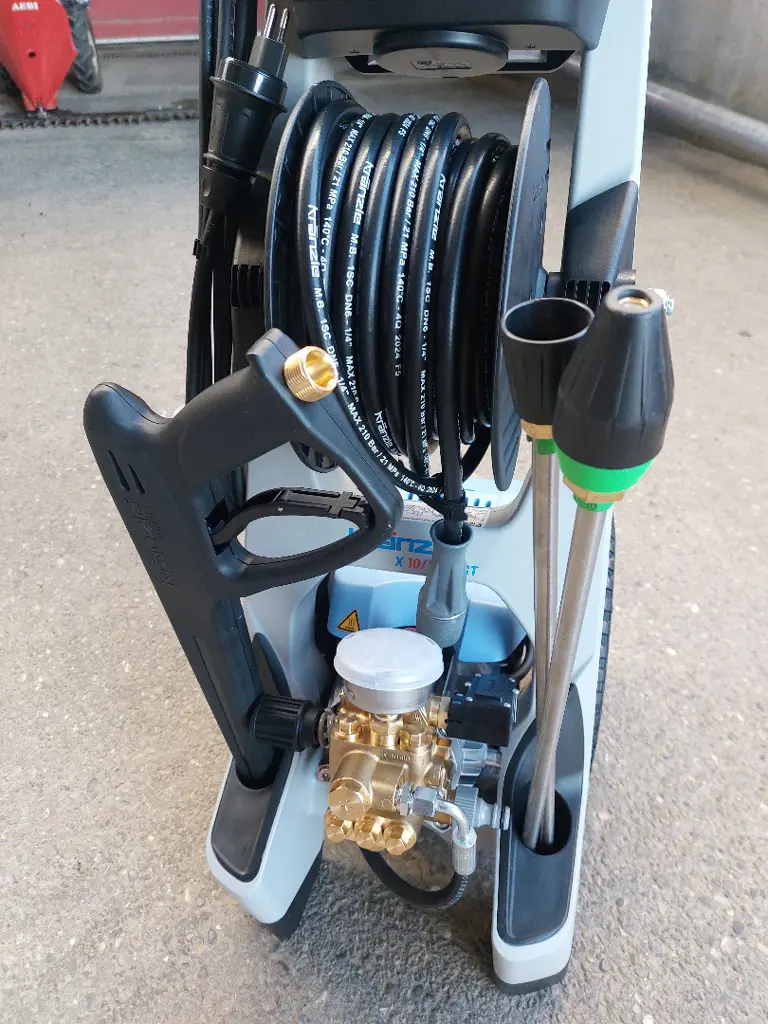 a9b091b8-6e4f-4e30-95bb-e5c98d6cb637-Kränzle  X10140 TST CH (4).jpg