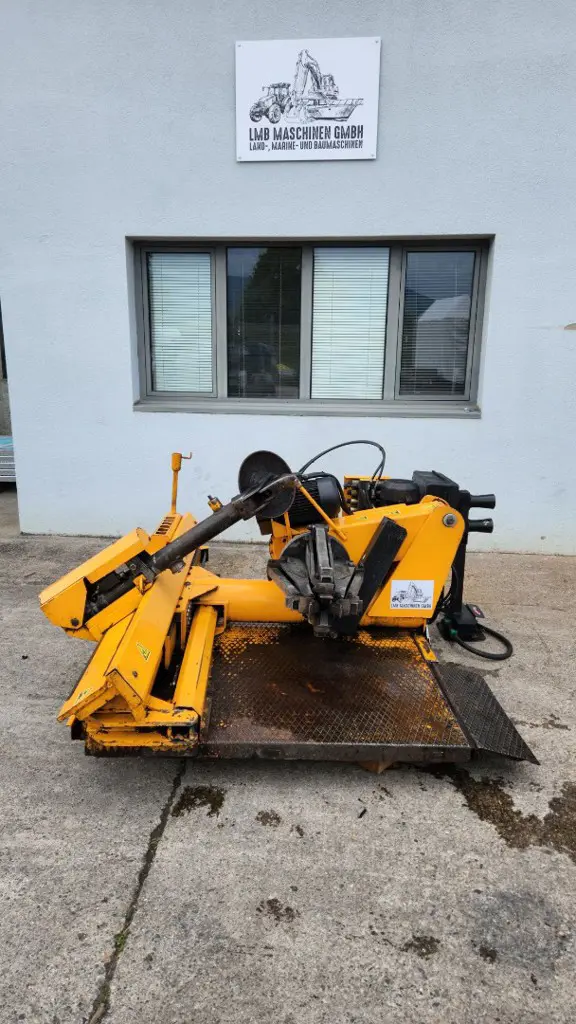 cb627397-8604-4fde-8a30-066ef7d2de2a-Reifenmontiermaschine_Sice_S550_ LMB-Maschinen GmbH_ 3.png