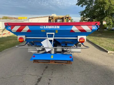 Lemken Düngerstreuer Spica 8 / 900