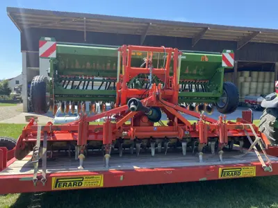 Säkombination Kuhn HR4004D und Amazone D9 4000 Super, 4m