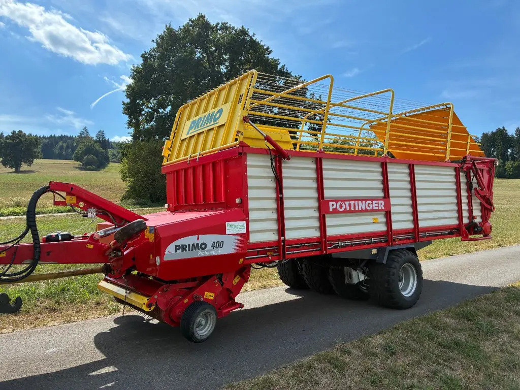 Ladewagen Pöttinger PRIMO 400 L mit Kurmann Achse 40 km/h hydraulische 1L Bremse