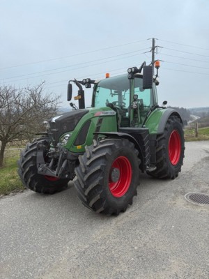 Traktor Fendt 724 Profi Plus