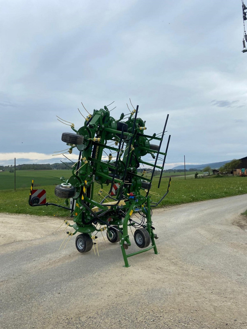 d134a9be-00e9-49e4-9c22-d4b051ed58d2-Krone Vendro 1020 (12).jpg