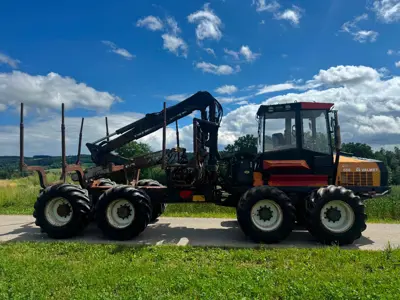 Forwarder Valmet 838