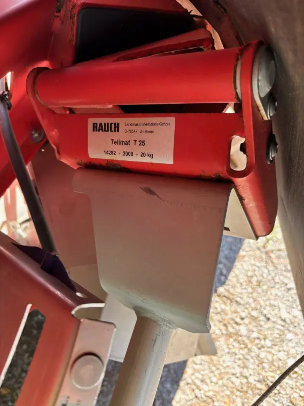 bde4338e-cb55-4ef4-a266-f6d0e5ceab9e-axisf2.jpg