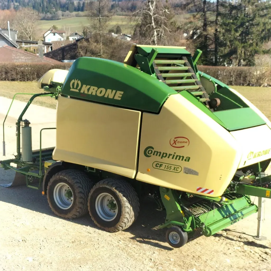 3038ac42-707e-4afd-a509-efa6b4740646-Krone Jolidon  (5).jpg