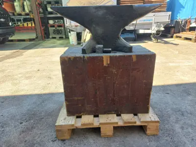 Werkstatt - Amboss sehr schöner wenig gebrauchter Schmiedeamboss Amboss 120KG +