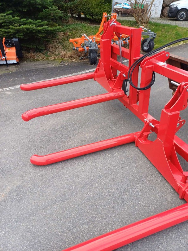 954f349b-4fc5-44f6-a724-b072179b0008-WhatsApp Image 2026-03-01 a.jpg