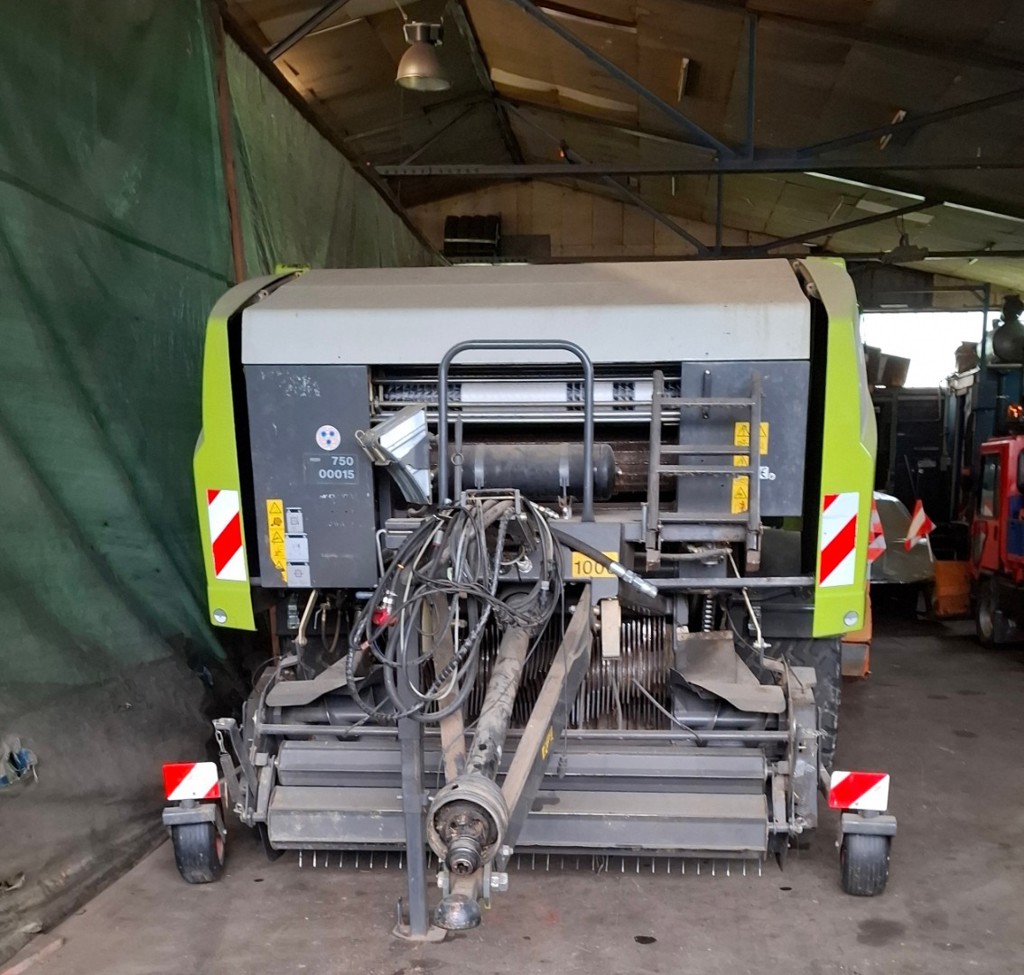 fcde9fb8-d4e6-46c1-9234-fec1b58a275a-Claas 455.jpg