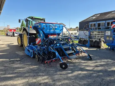 Lemken Zirkon 12/300 et Solitair 8/300-DS