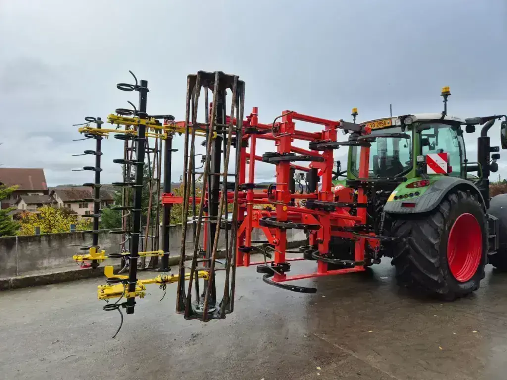 4m Grubber/Déchaumeuse 4m Gregoire Besson