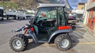 Zweiachsmäher AEBI TT 206 / Kabine / 57 PS /40 Kmh