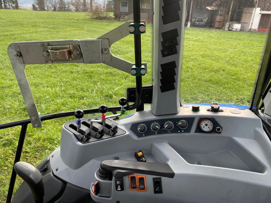 34dd46b3-3848-443f-8882-ad4f81da4bdf-WhatsApp Image 2025-12-17 at 18.55.29 (3).jpg