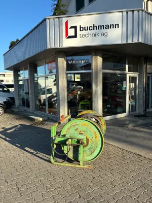 Schlauchhaspel mit Schlauch