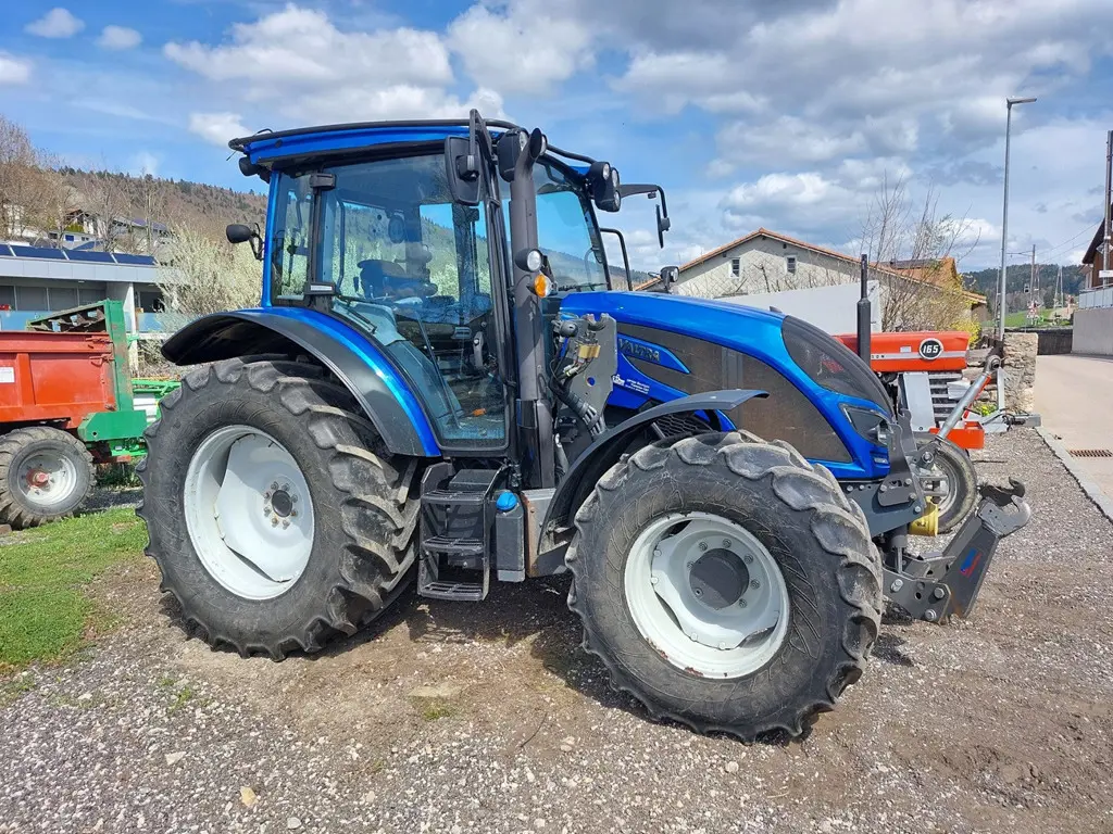 7e05d6a1-564e-4a71-92f8-3018d4790c70-Valtra Cerf (5) - Copie.jpg