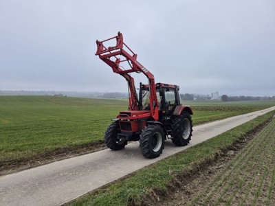 Tracteur Case-International 856 XL