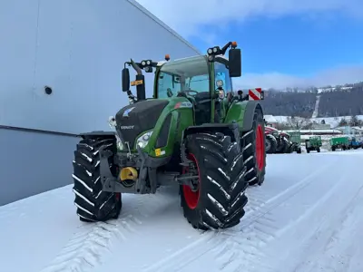 Fendt 724 S4 Profi
