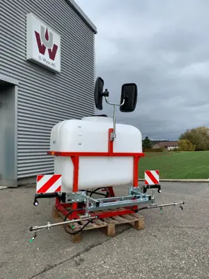 Einspritzanlage / Fronttank